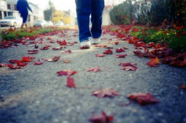 991122-sidewalk.jpg - 21.1 K