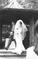 000506-wedding3.jpg - 8.5 K